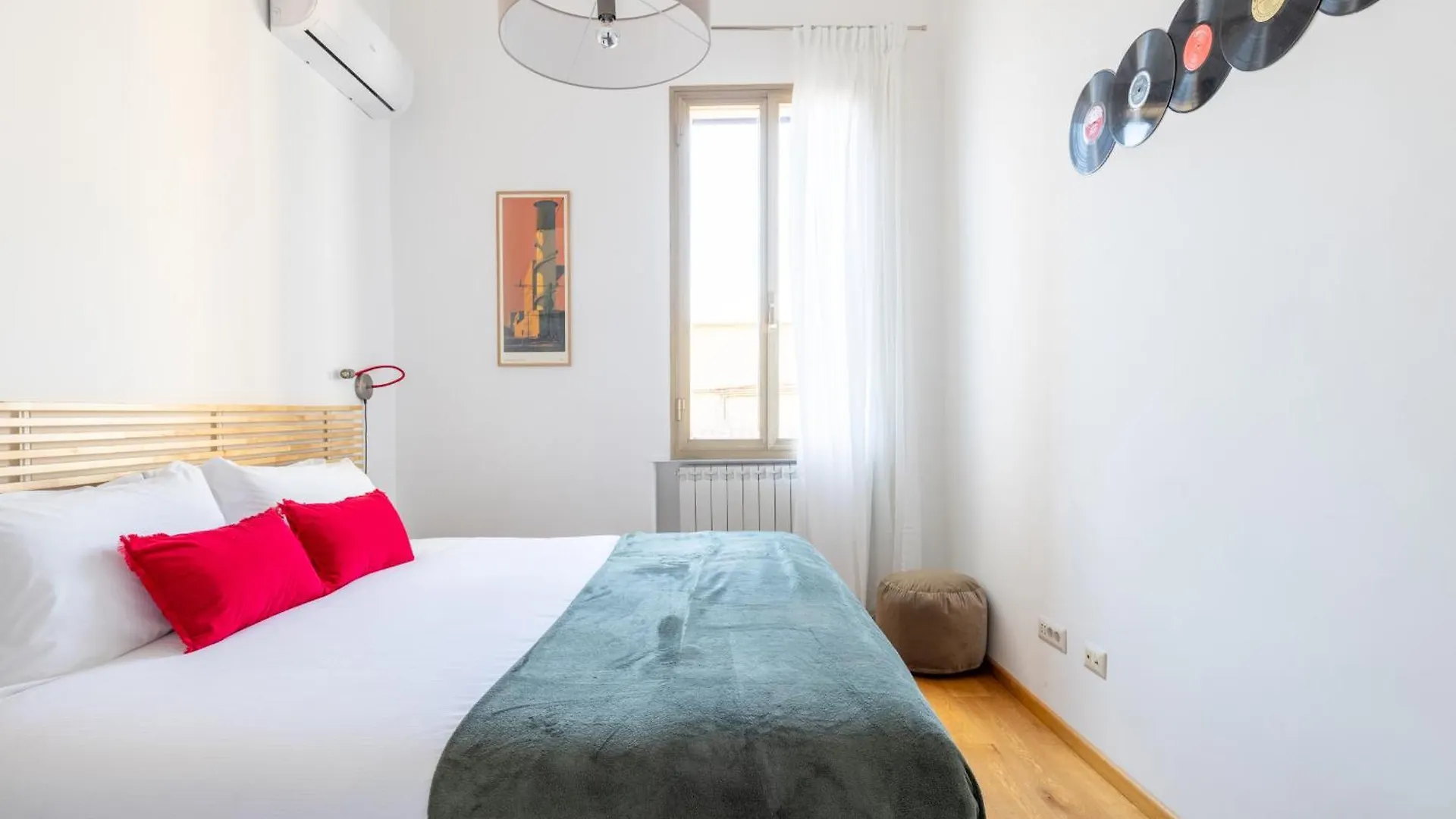 Apartment Elegant Apt With Two Bedrooms Rome