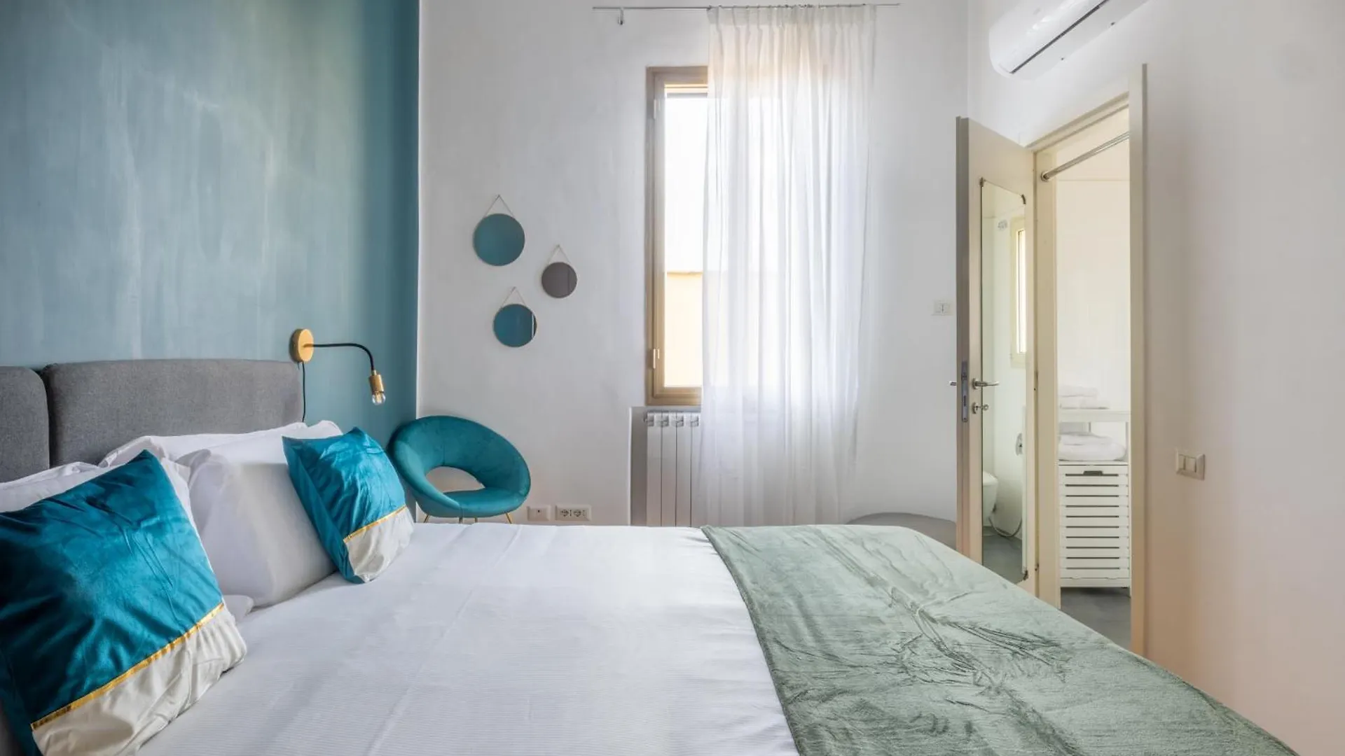 Elegant Apt With Two Bedrooms Rome